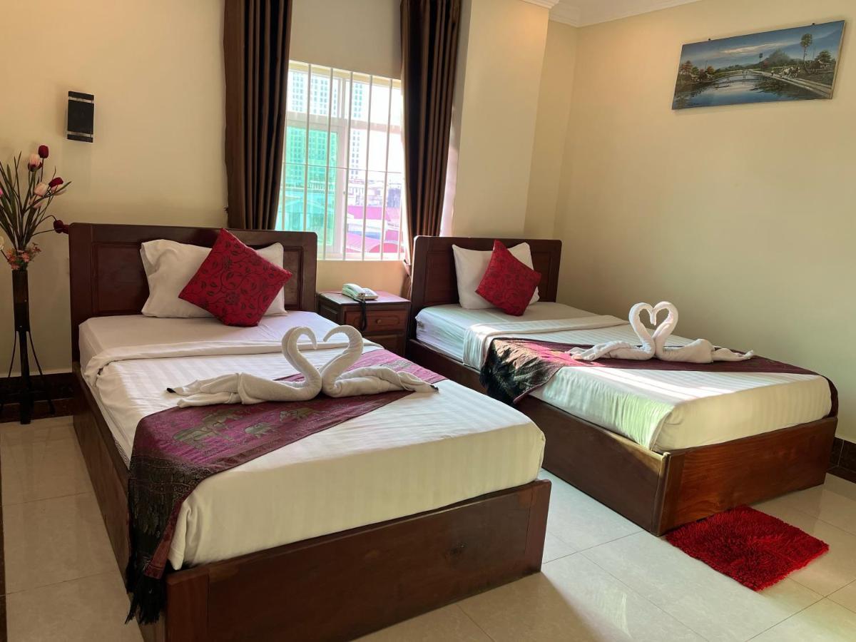 Hotel Queenwood Phnom Penh